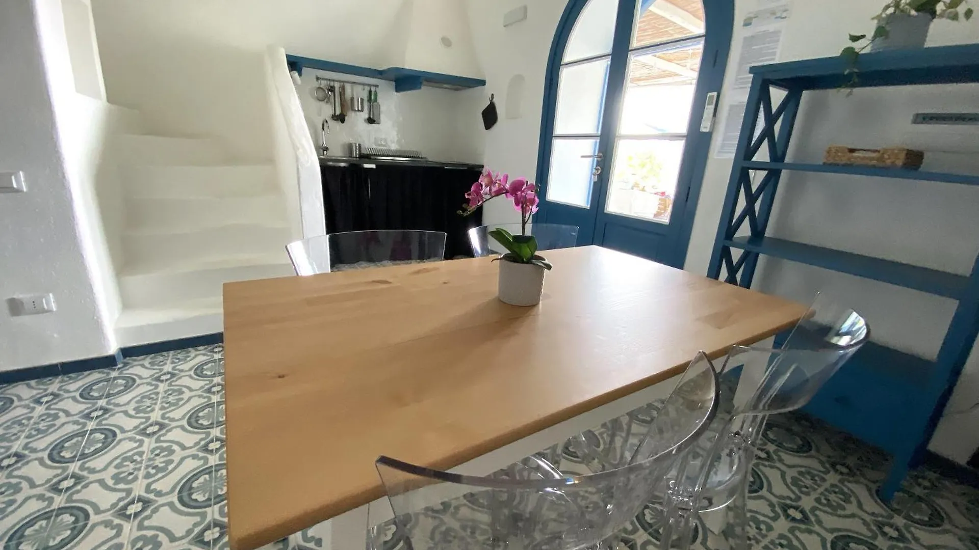 La Mia Valigia A Stromboli Apartment 0*,